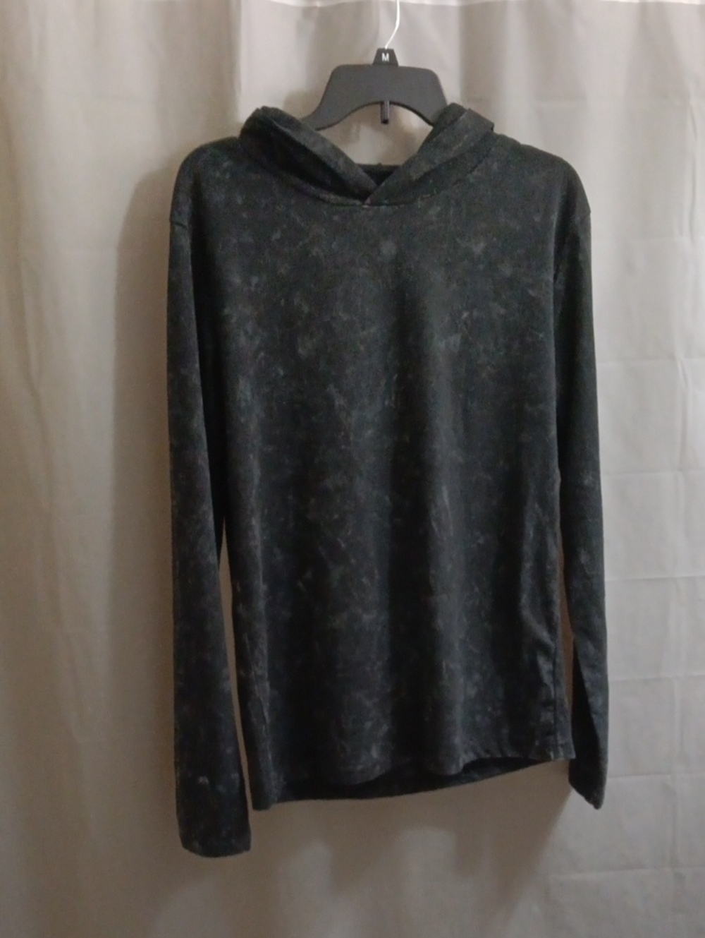 Woman's Hooded Long-Sleeve Hoodie - Charcoal Black